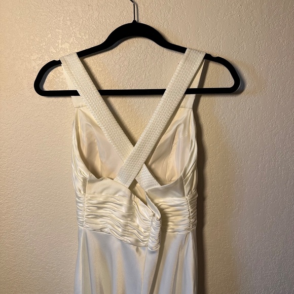 Calvin Klein White Satin Evening Gown – Size 6, NWT - Picture 5 of 8